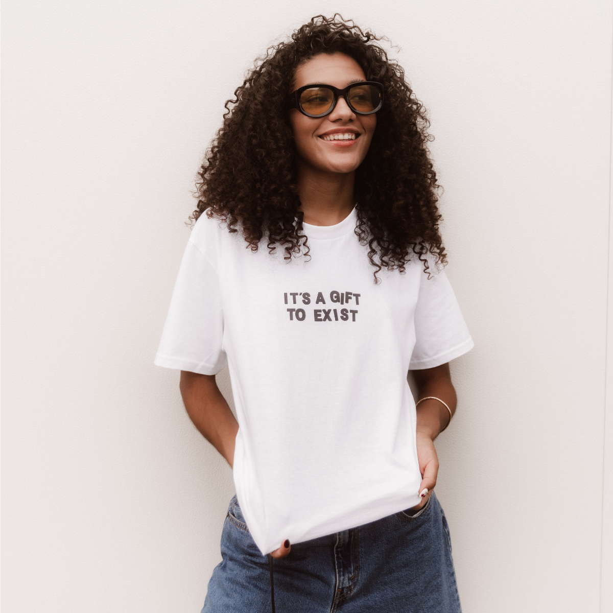 Olivia Dean - It's a Gift To Exist T-Shirt